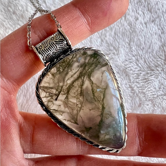 Jewelry - 925 EARTH Stone Moss Agate Necklace Pendant